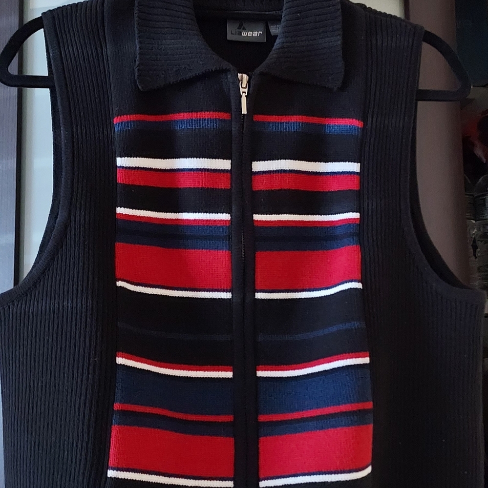 Liz Wear Claiborne Sweater Vest